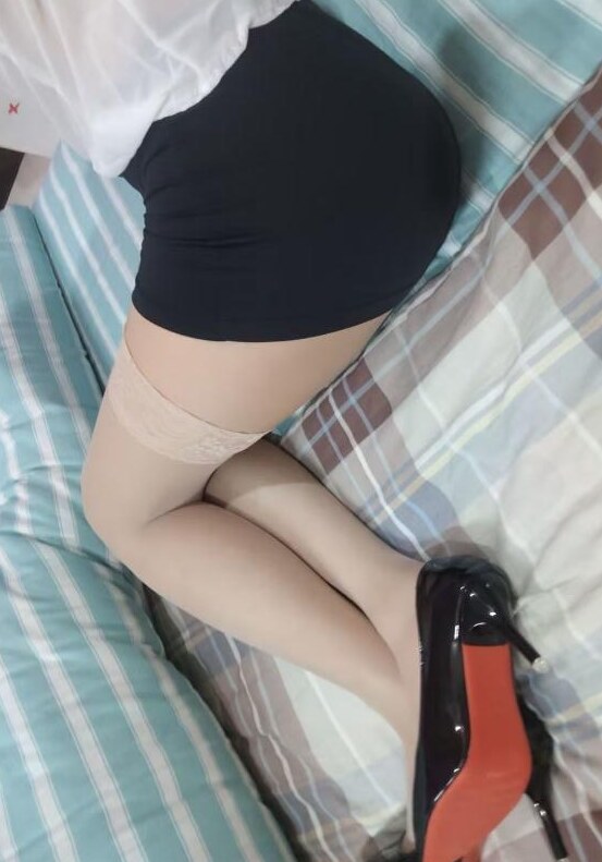 高挑丝袜长腿