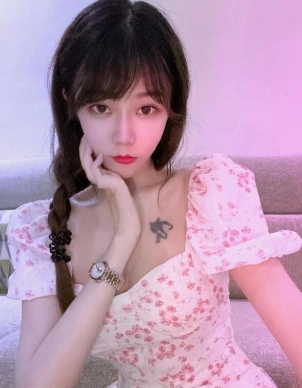 太原黑丝小姐姐
