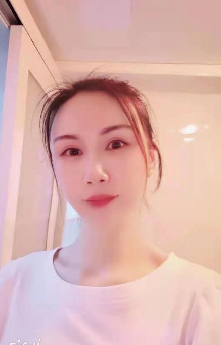 风骚熟女晓倩