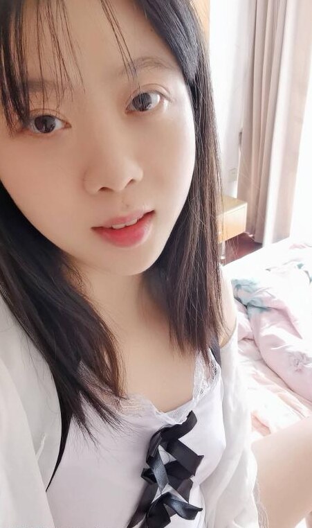 性感骚气巧舌美少妇