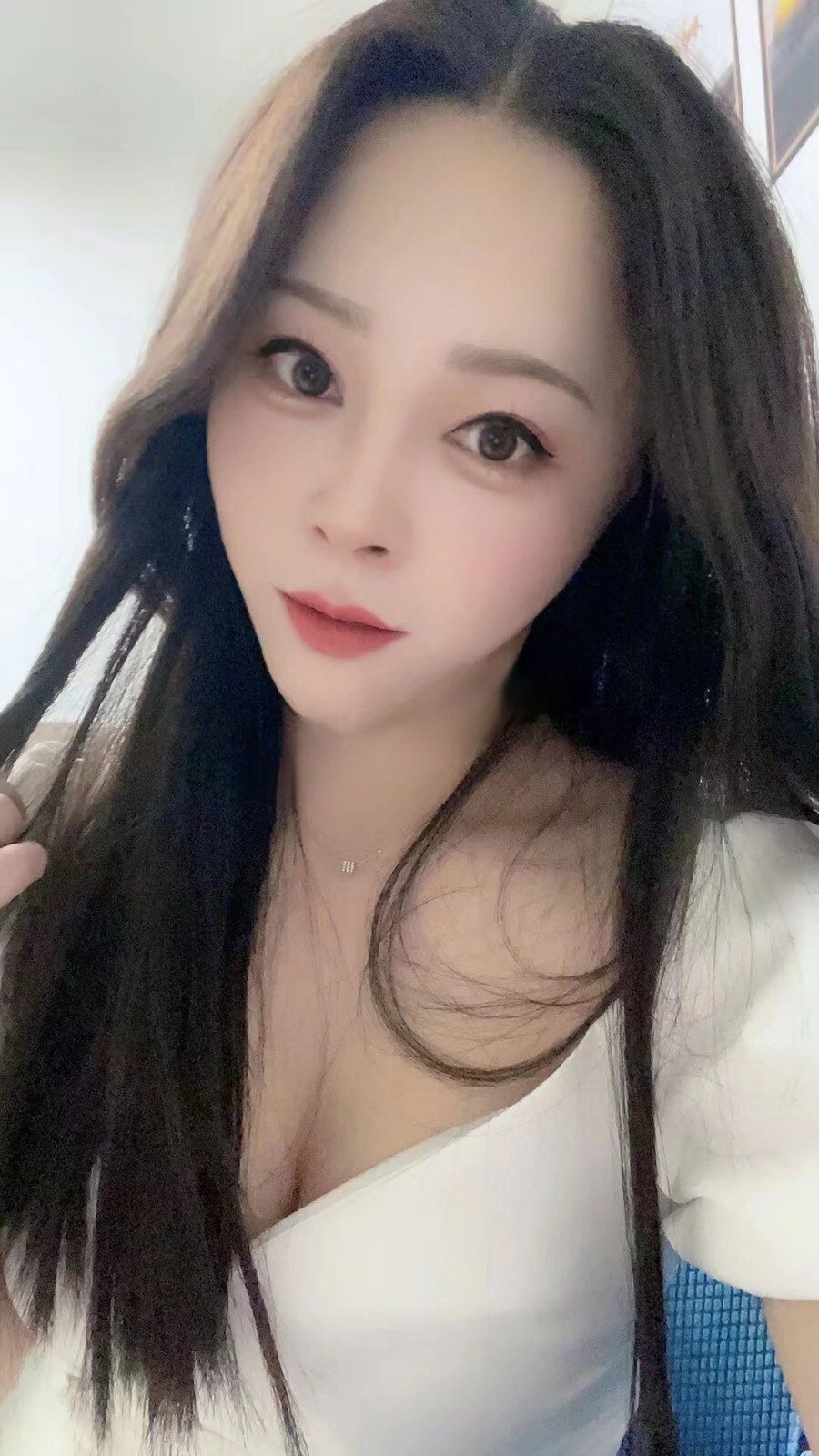 西宁大胸美女