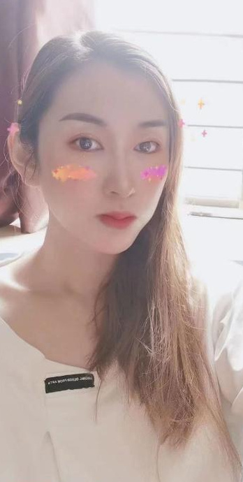 风骚轻熟大胸妹子