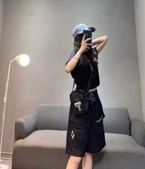 验证朋友分享的美女