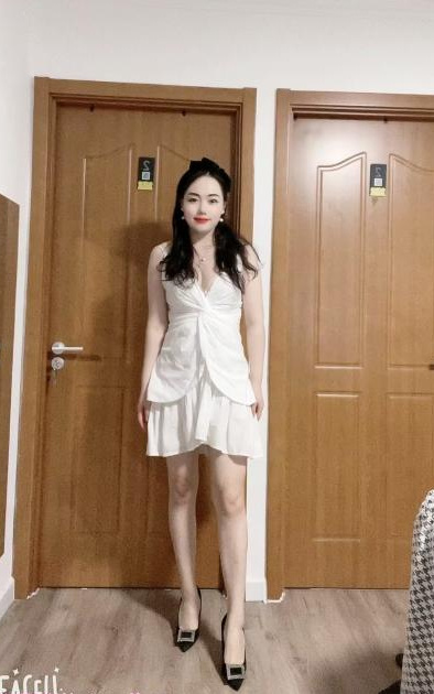 龙德广场温柔妹子