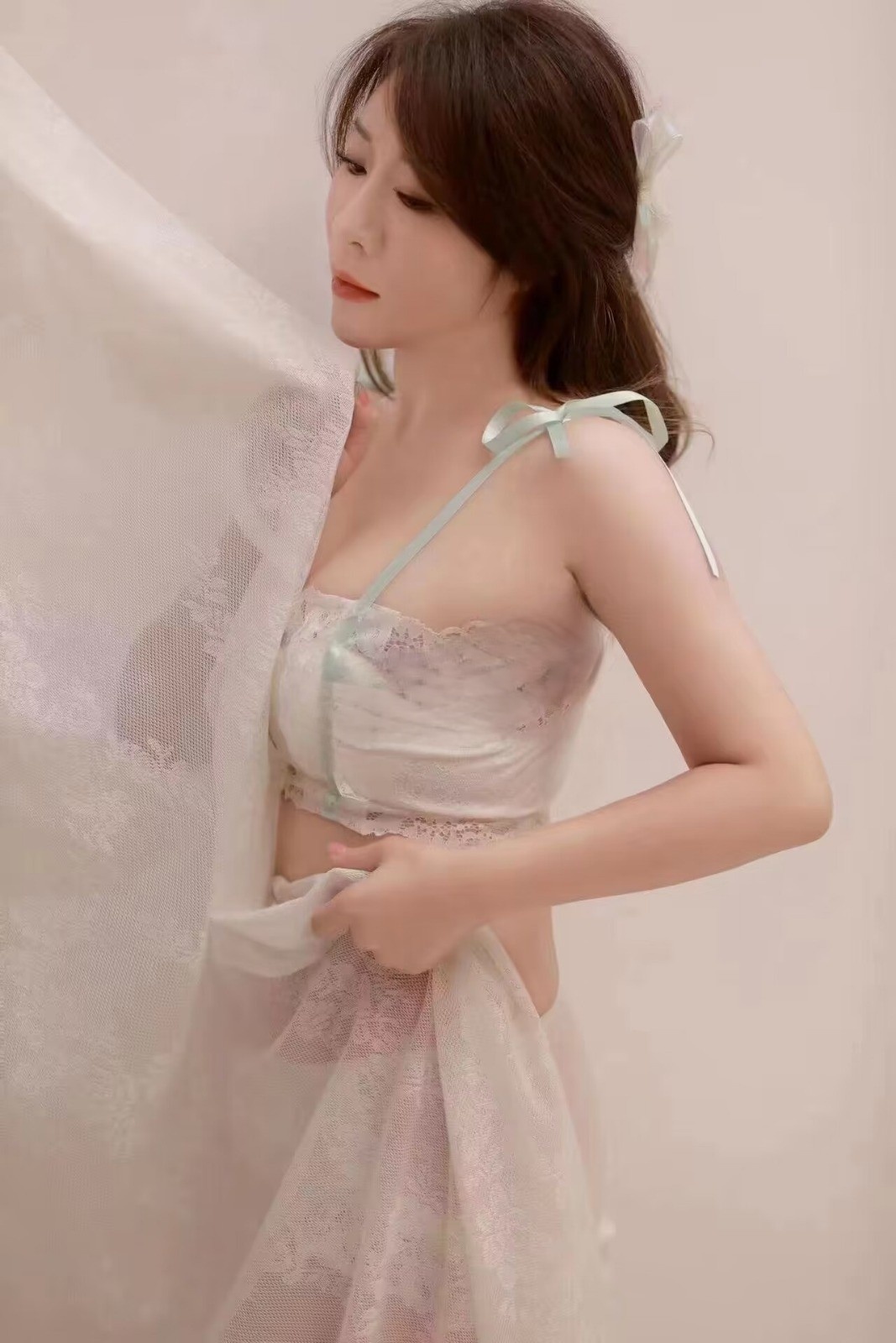 白云莞式服务性感桃桃