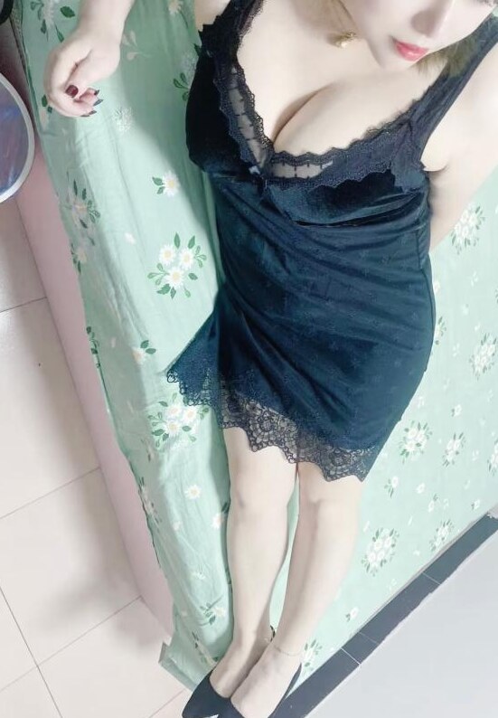 湖北E奶大胸性感少妇