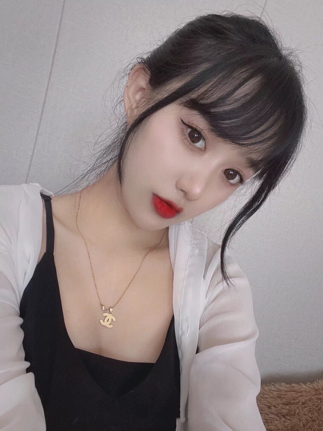 验证漂亮新人小柔