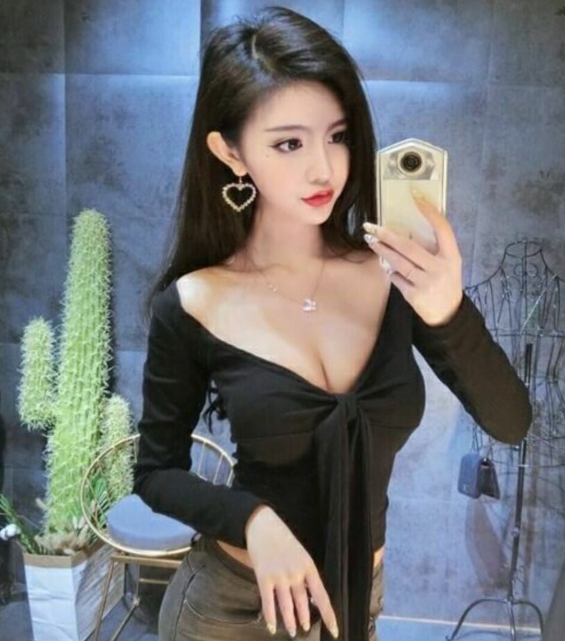 萧山彤彤大胸