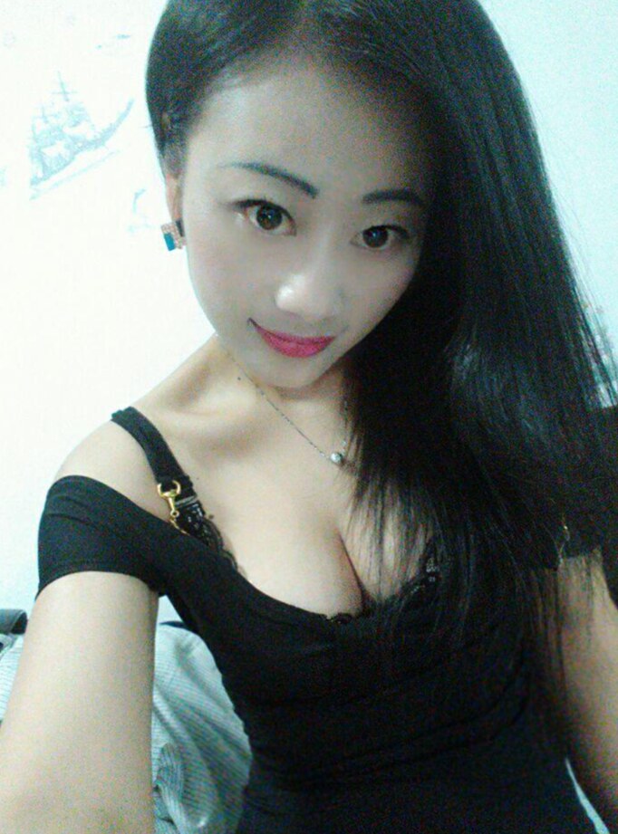 服务活好，身材火辣