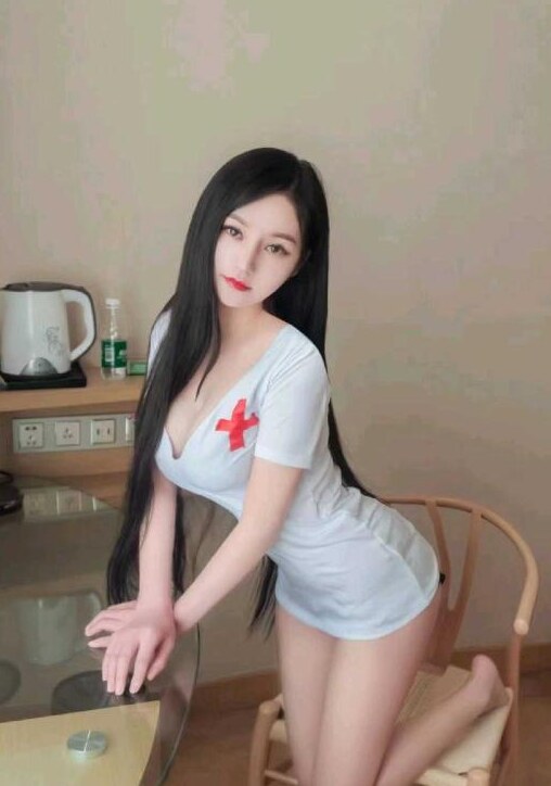 骚话不断的妹子