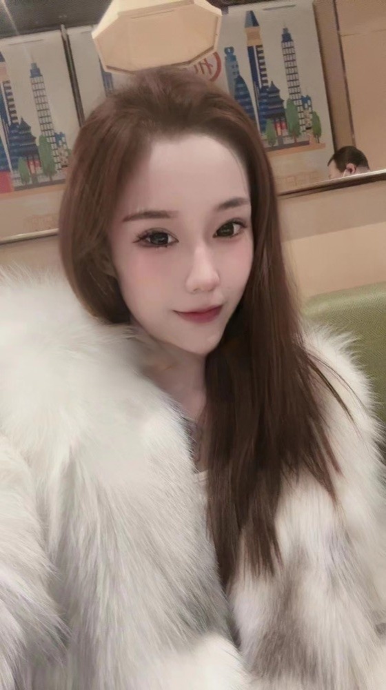 平民价体验会放电的大美女