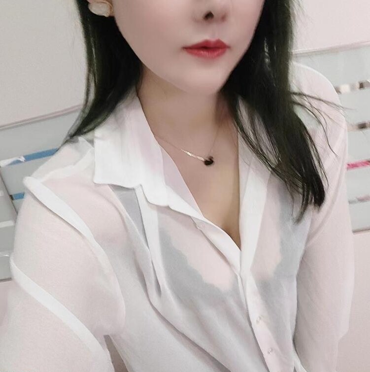 江宁胜太路媛媛