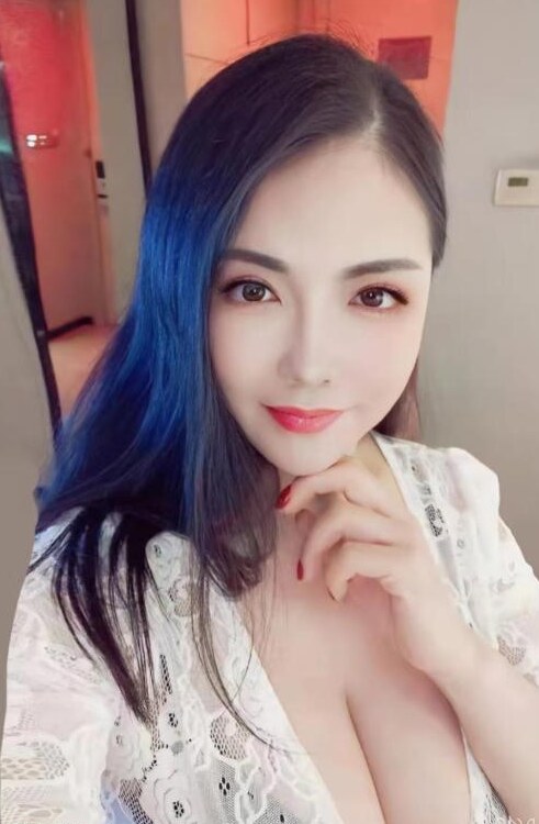 成熟大胸少妇体验