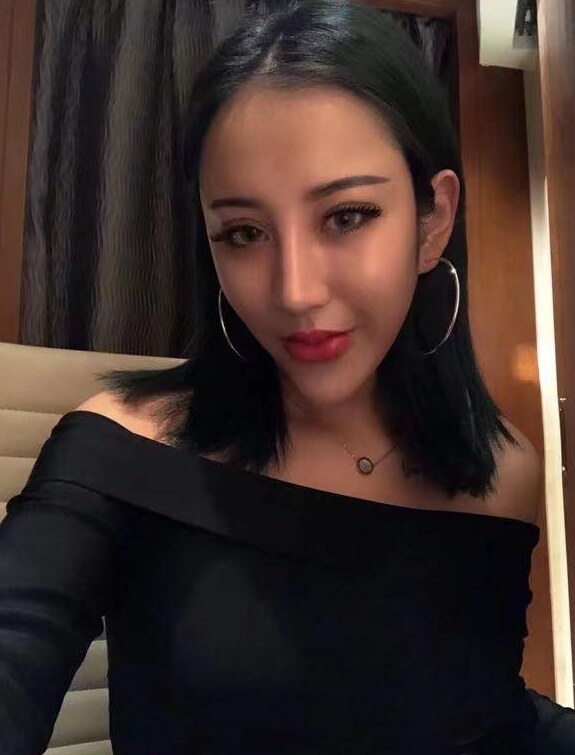 玩得开的小姐姐