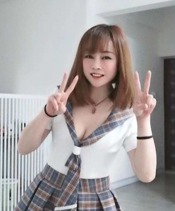 害羞后入高潮玲珑妹