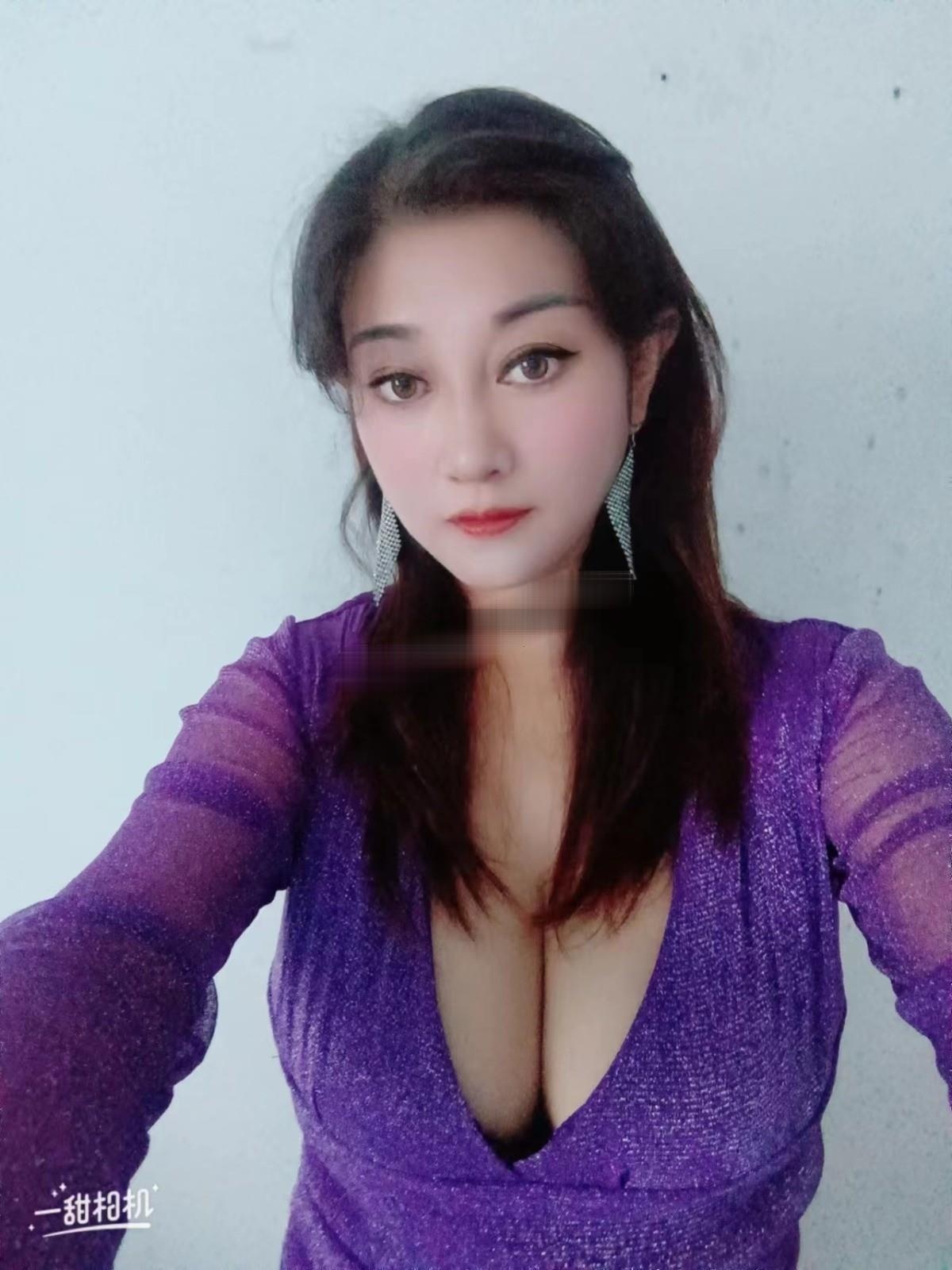 苏州大奶巨乳服务中心女王