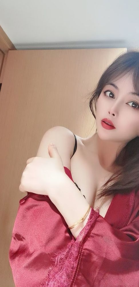  颜值爆表四川妹
