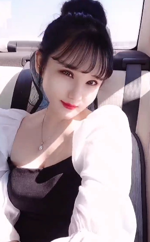 颜值在线的小兼职