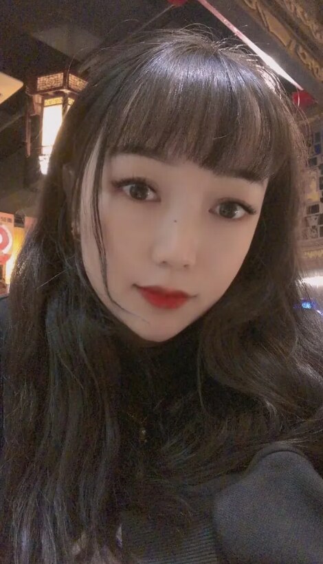 静安区奶凶的妹子