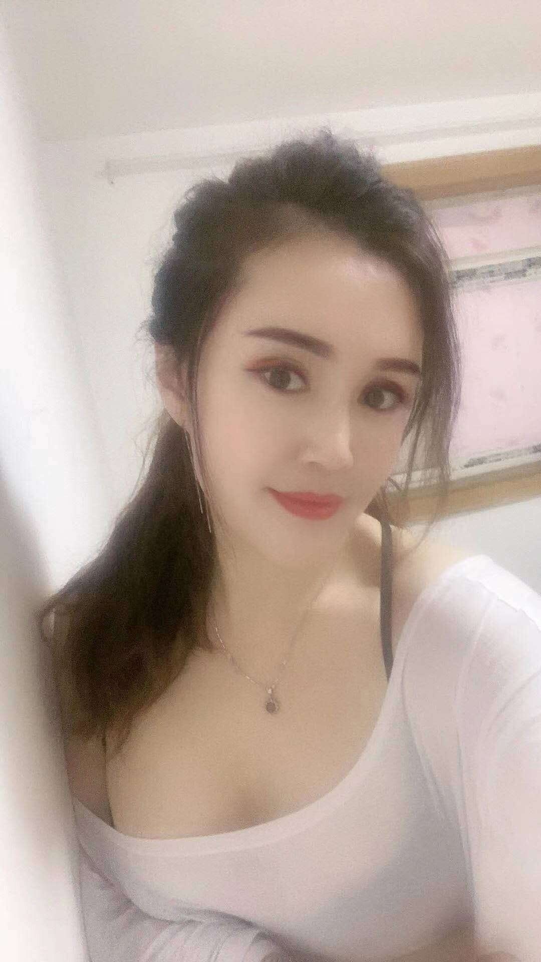 验证本站一女，感觉服务还行