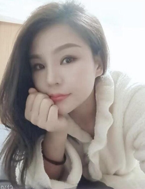 服务型小小娜