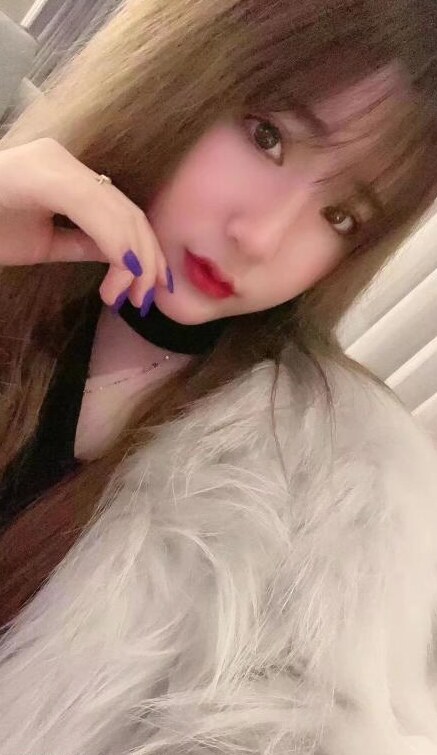 温柔的小萌妹
