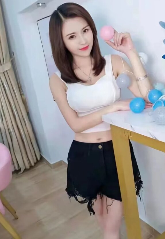 园区精致三通妹