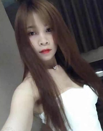 小丫服务系会跳艳舞