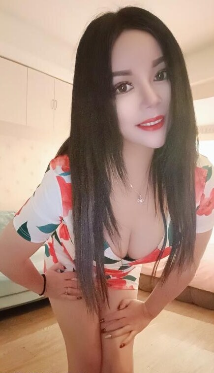 梅西湖兰兰轻熟妹子