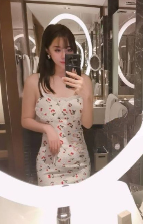 服务温柔的小姐姐