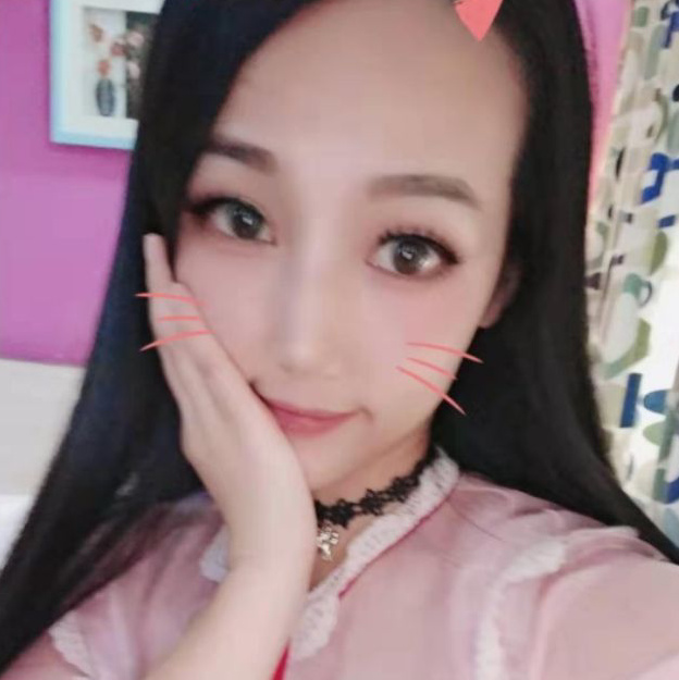 身材苗条嫩妹子