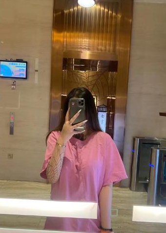 大奶年轻妹子