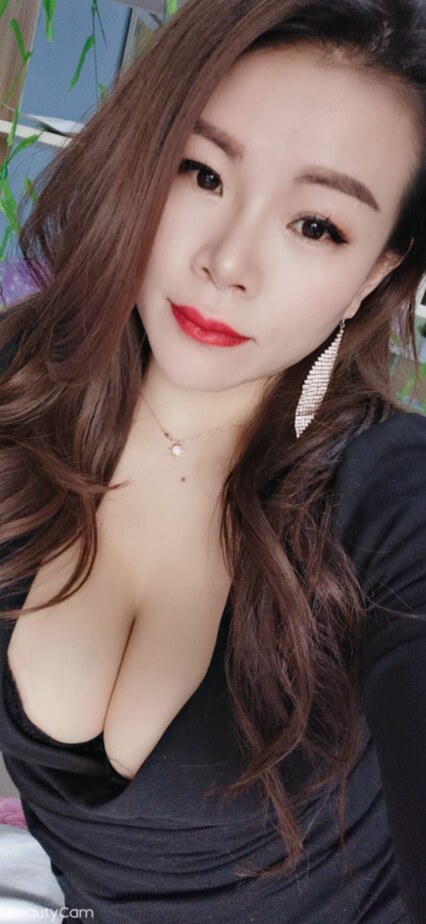 泻火大胸倩倩