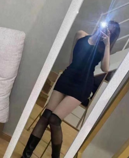 拱墅区蜜桃臀小骚货