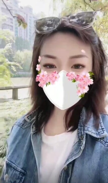 拱墅肥臀东北小姐姐