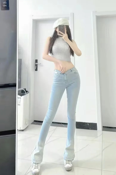 妹子一米七长腿撩人