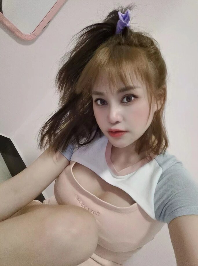 徐汇风骚大胸妹子