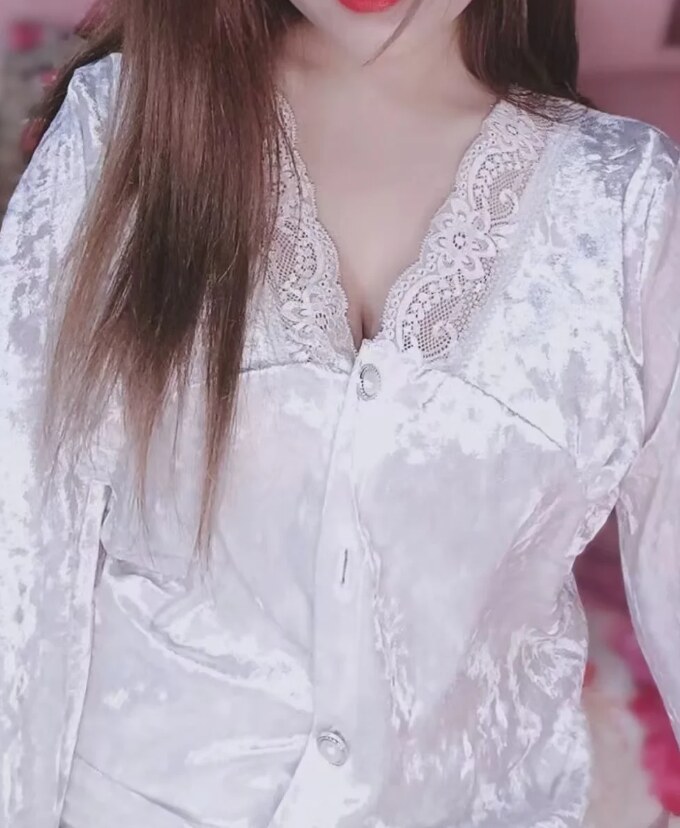 大胸老凤依旧很润