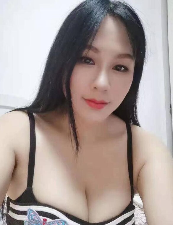 大奶少妇