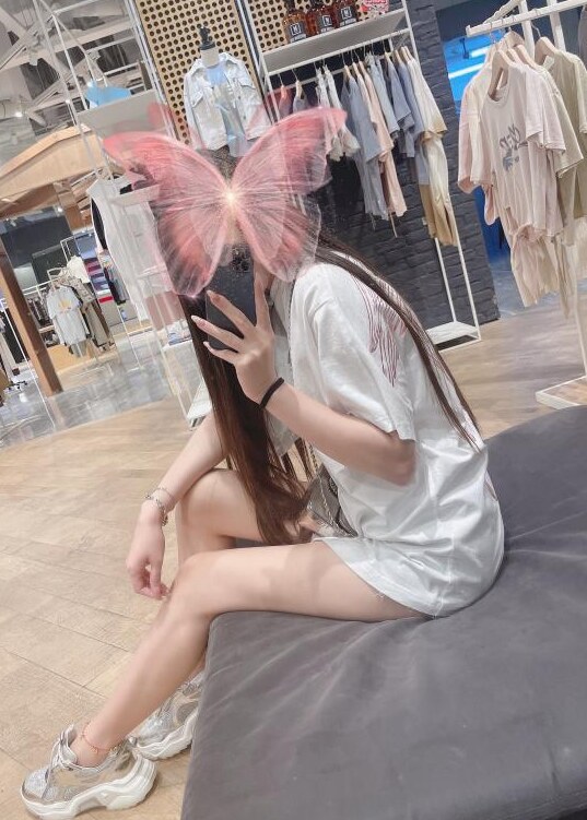 大长腿颜值妹