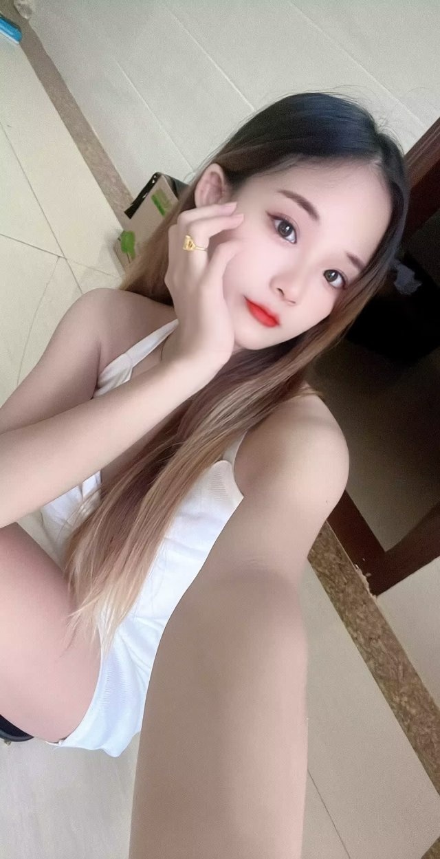 星湖清纯妹子