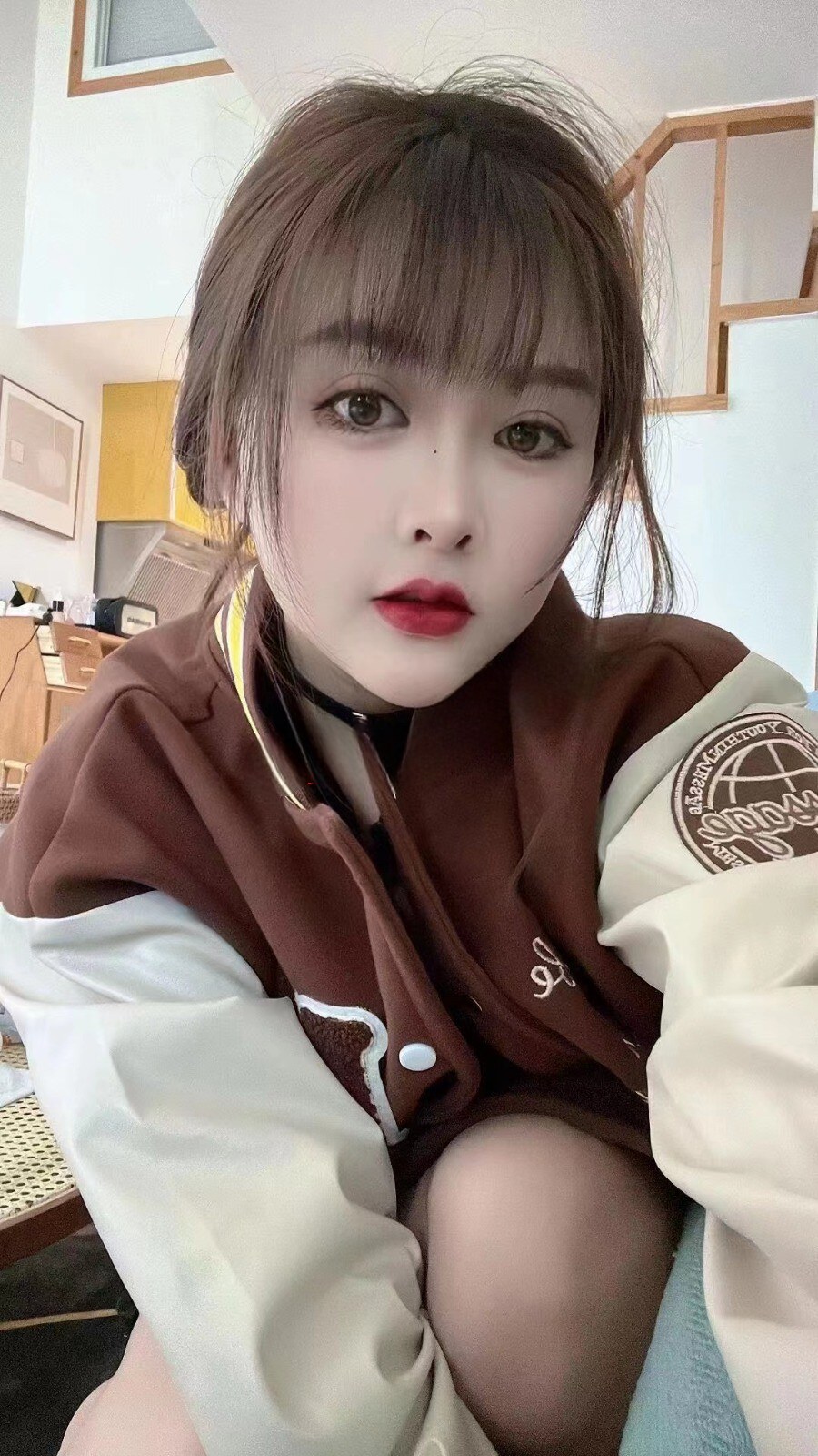 玩的很尽兴 小姑娘