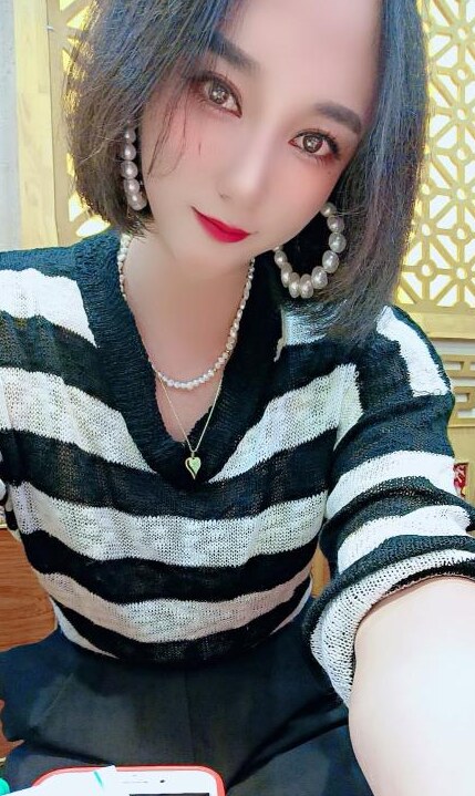 体验漂亮的ts妖妹妹