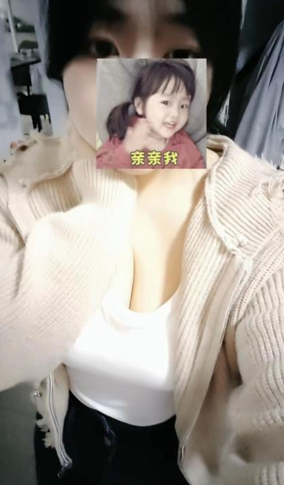 盘龙城大胸萌妹