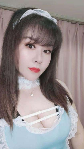 闵行大胸肥臀骚妇