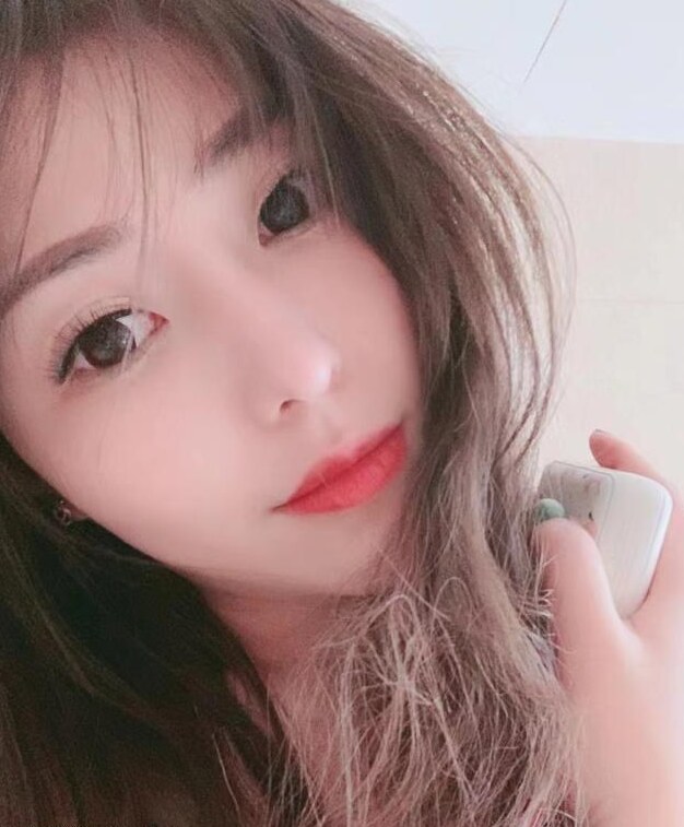 服务出众的妹纸一枚