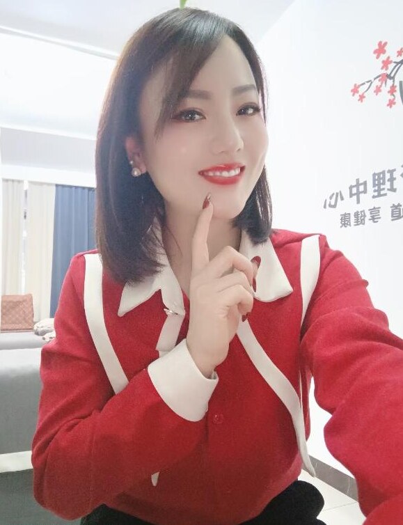 美容院老板娘兼职