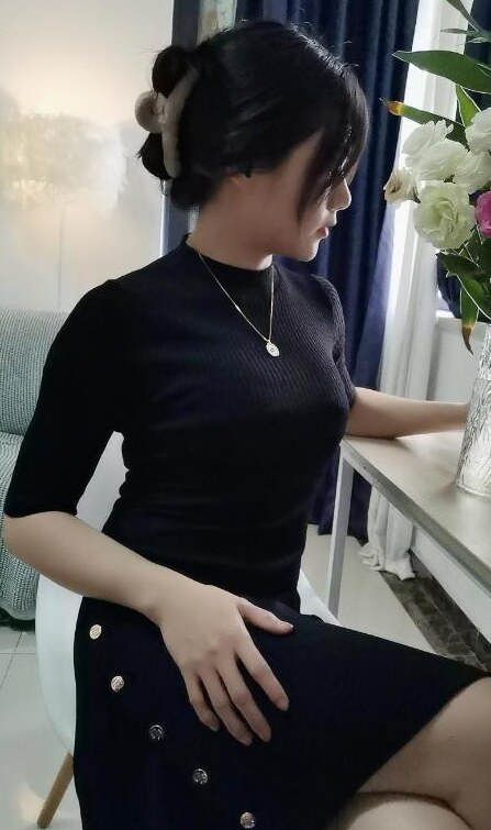 广州黑色裙一恬