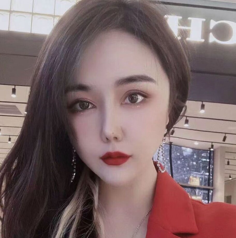 轻熟女朵朵