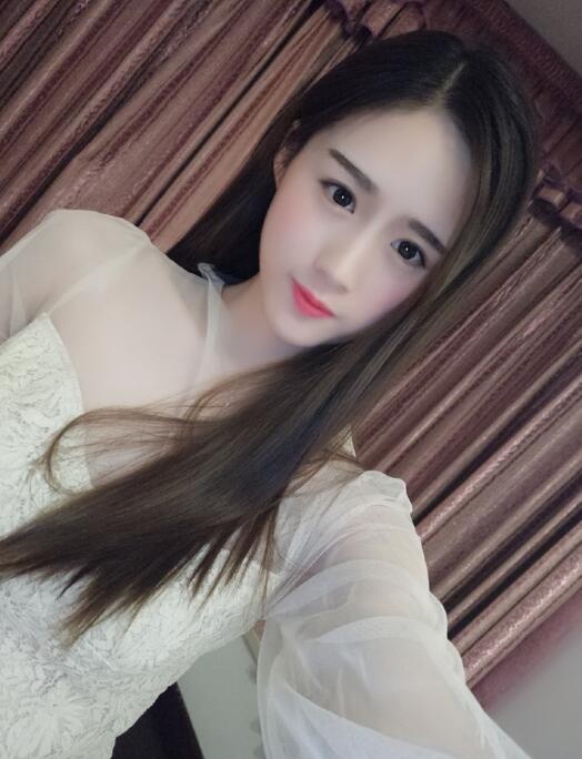 气质女神丹丹，战斗力超猛烈